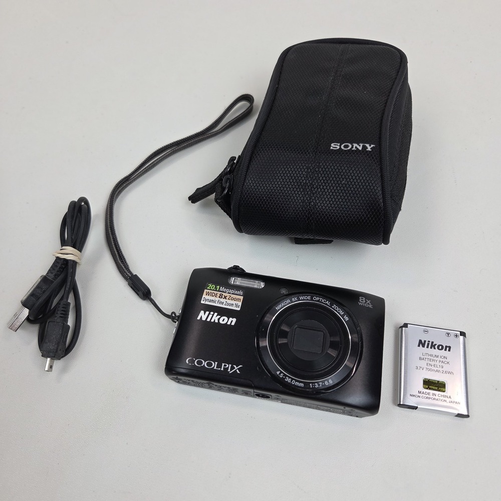 Nikon COOLPIX S3600 20.1MP Digital Camera Black w/ Charging Cable + Battery